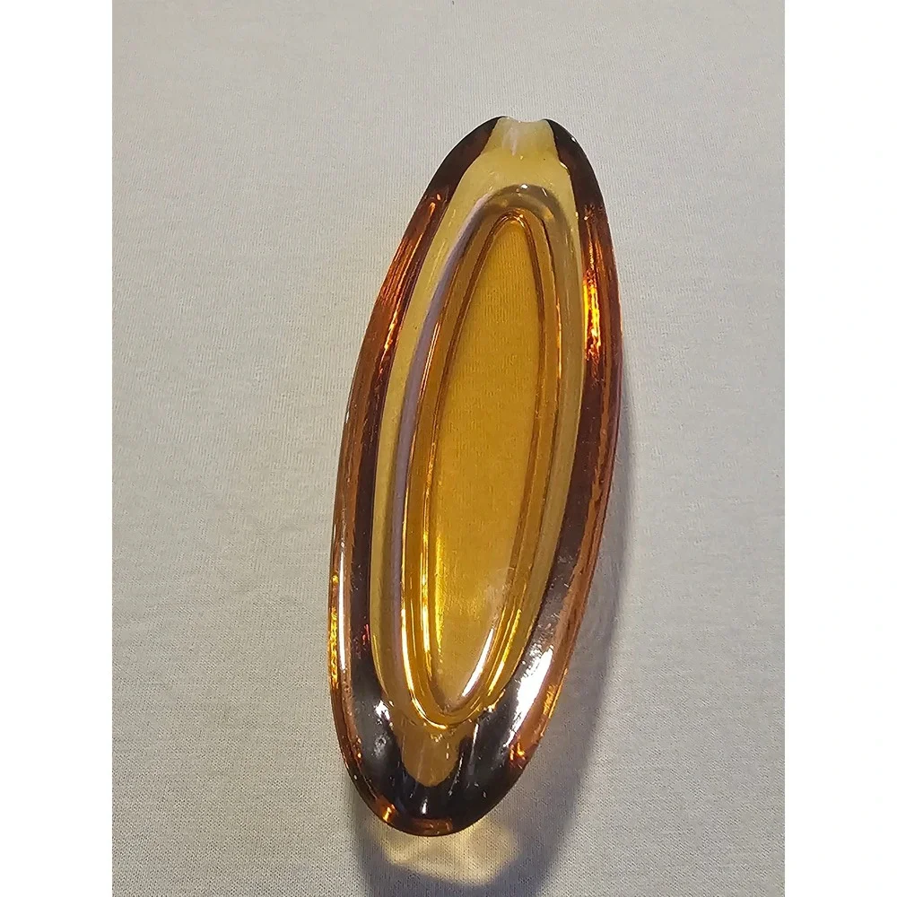 Unbranded material amber